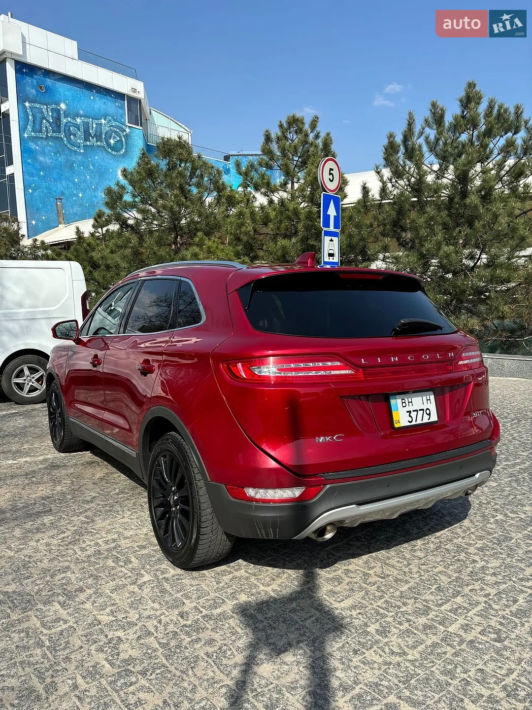 2017 Lincoln MKC - мініатюра 3