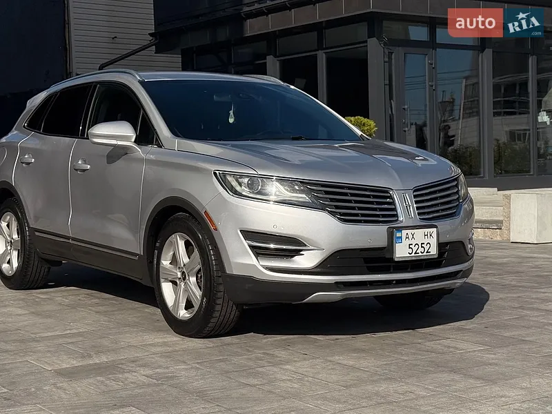 Lincoln MKC 2015