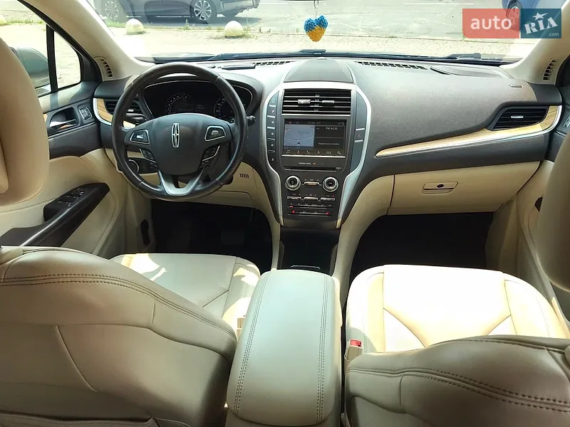 Lincoln MKC 2015