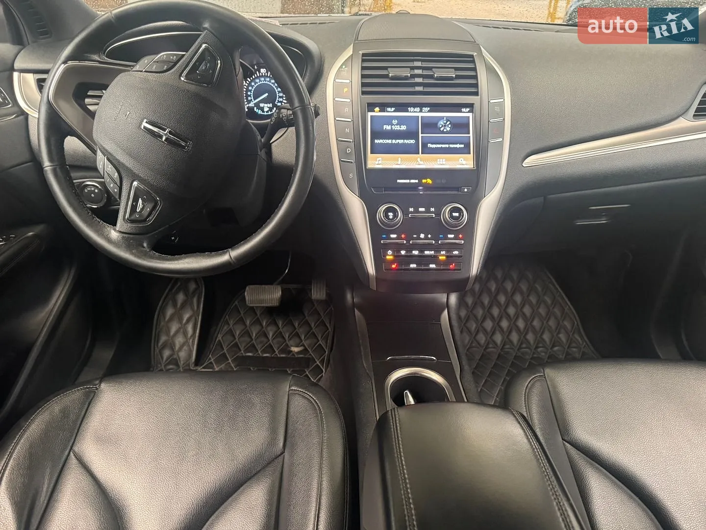 2017 Lincoln MKC - мініатюра 21