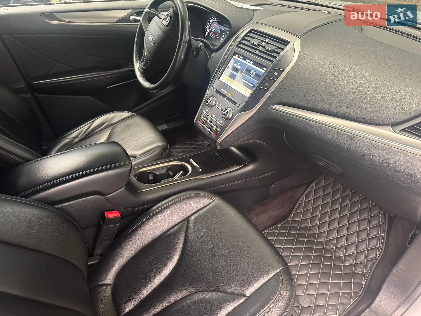 2017 Lincoln MKC - мініатюра 24
