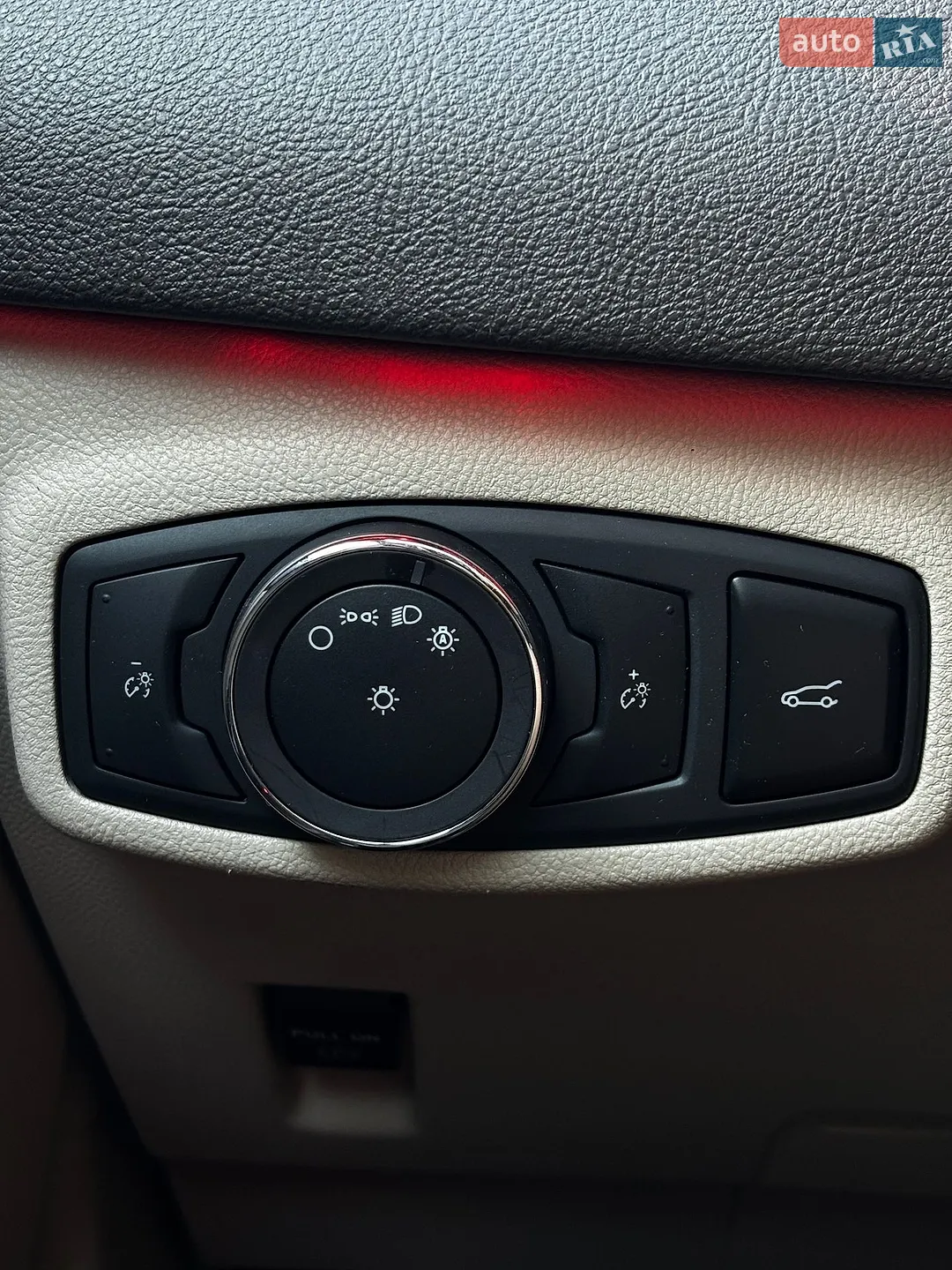 2018 Lincoln MKC - мініатюра 28