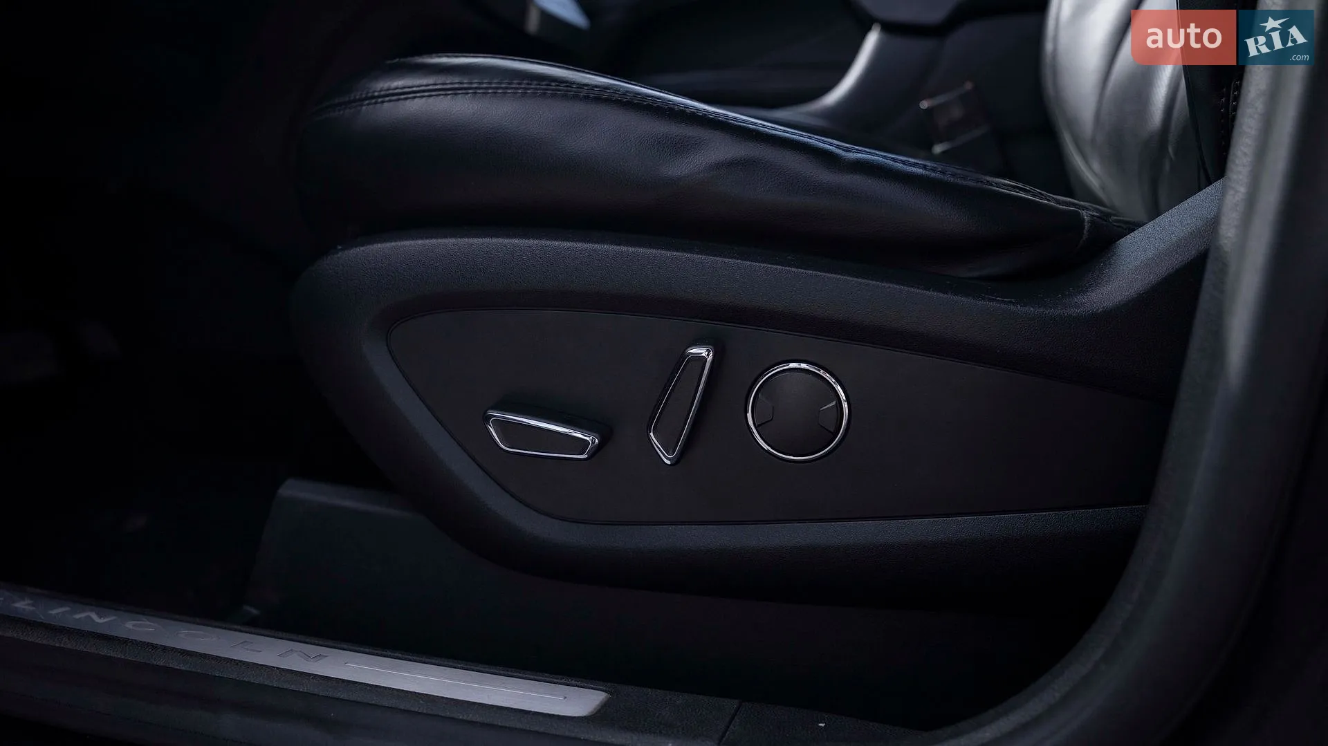 2016 Lincoln MKC - мініатюра 13