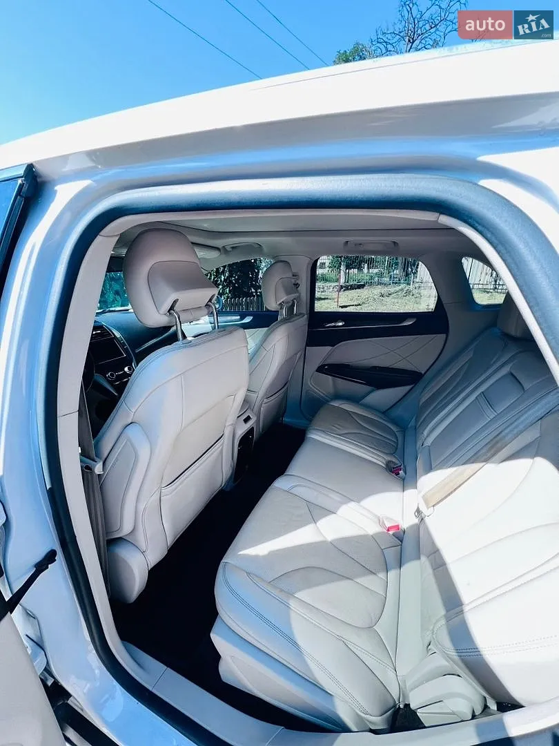 2017 Lincoln MKC - мініатюра 16