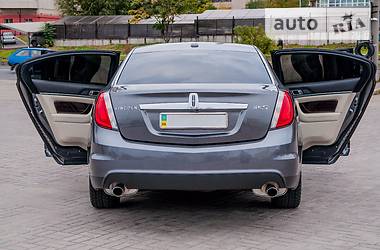 Седан Lincoln MKS 2011 в Запорожье