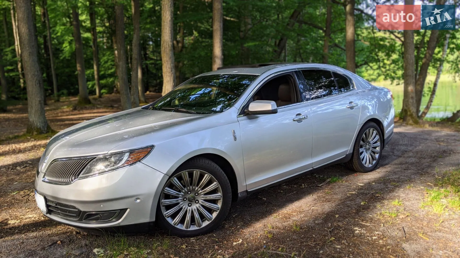 2013 Lincoln MKS - мініатюра 3