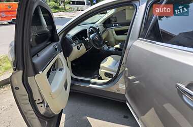 Седан Lincoln MKS 2015 в 