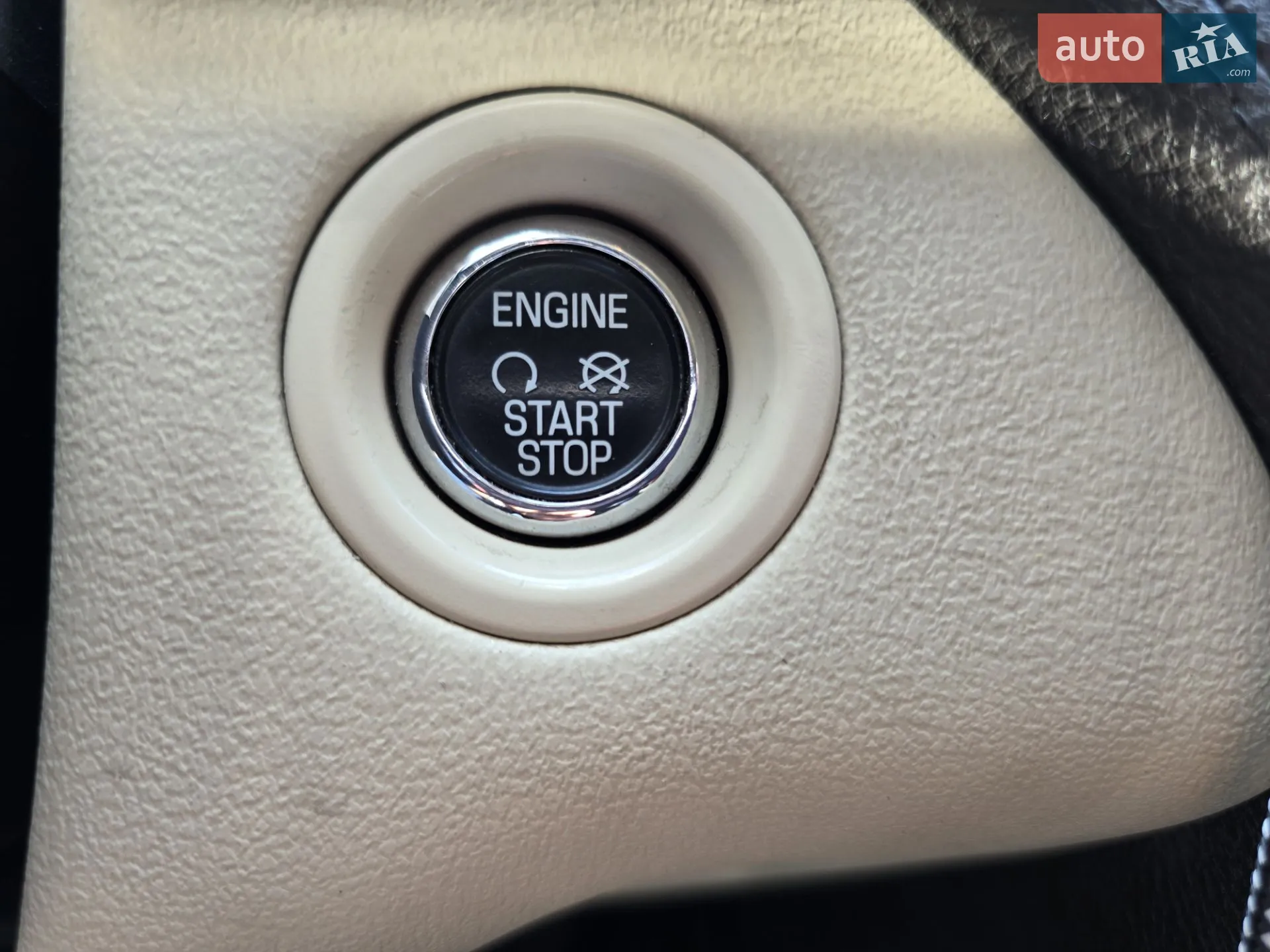 2015 Lincoln MKS - мініатюра 34