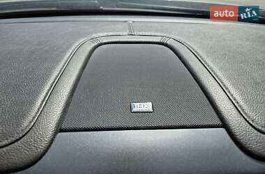 Седан Lincoln MKS 2015 в 