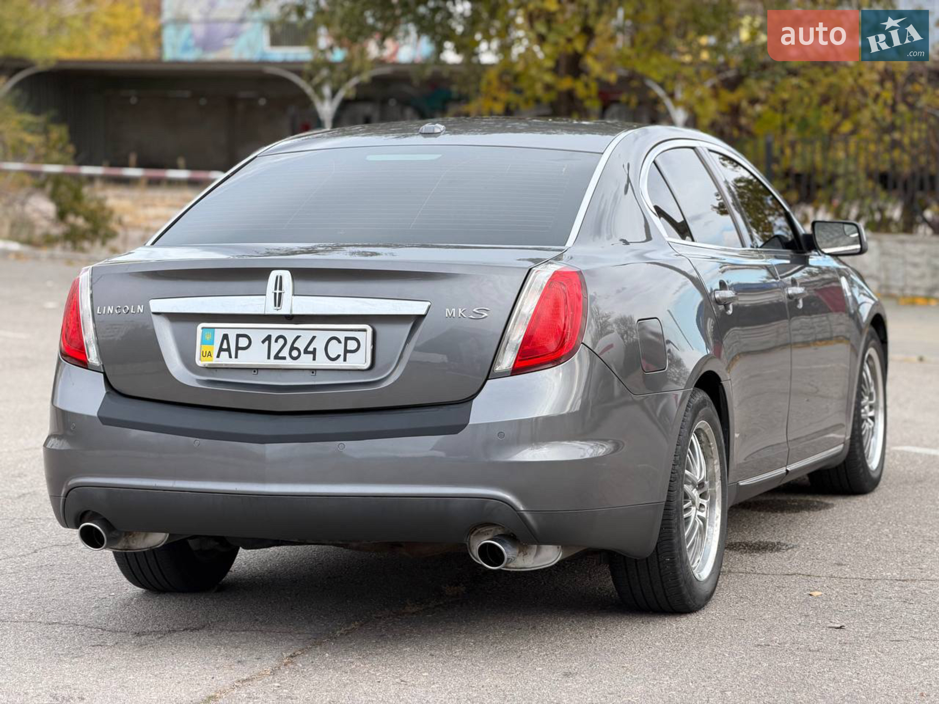 2010 Lincoln MKS - мініатюра 2