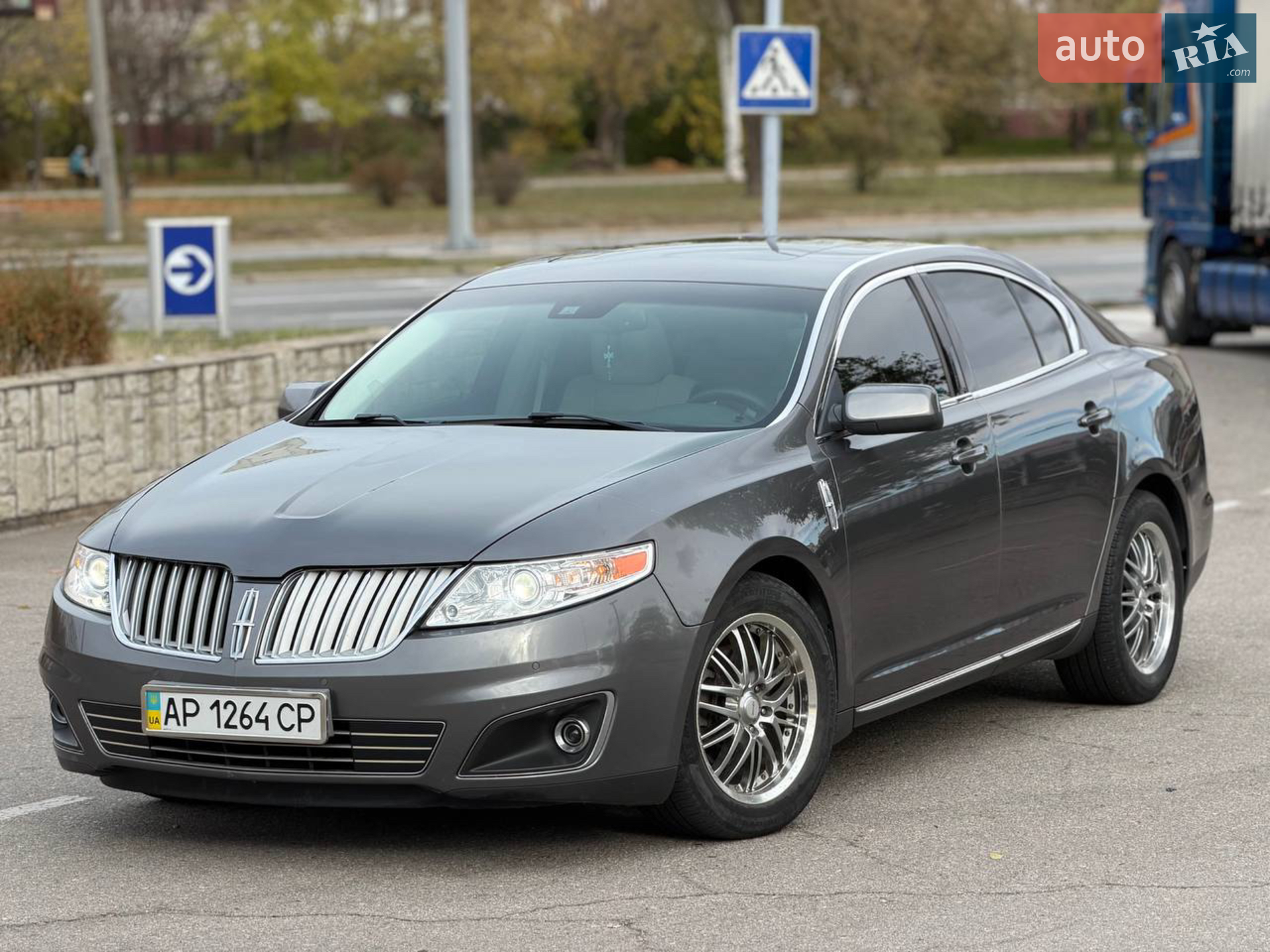 2010 Lincoln MKS - мініатюра 16