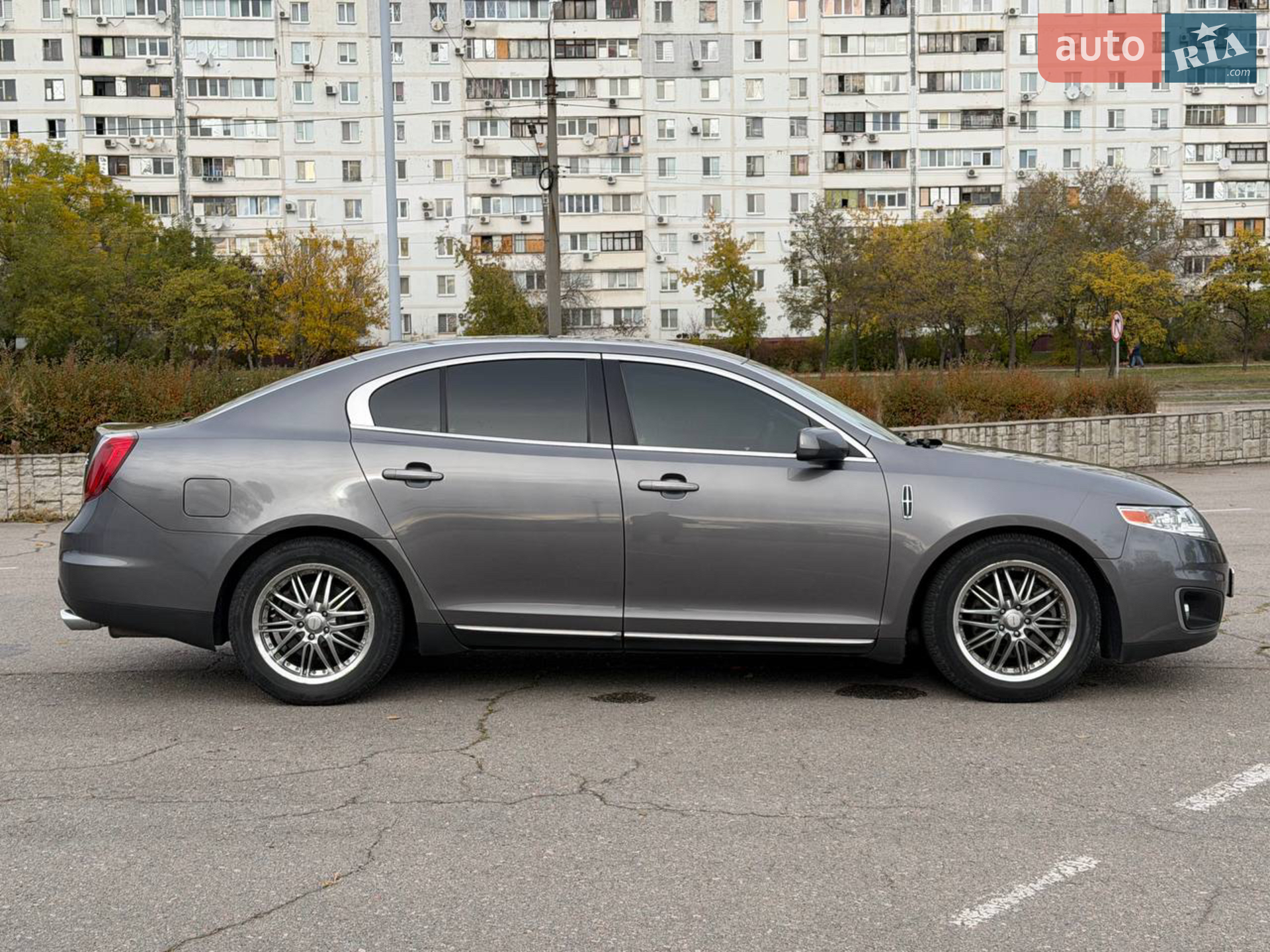 2010 Lincoln MKS - мініатюра 21