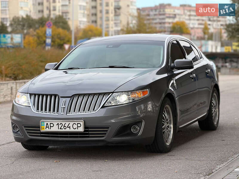 Седан Lincoln MKS 2010 в Запоріжжі
