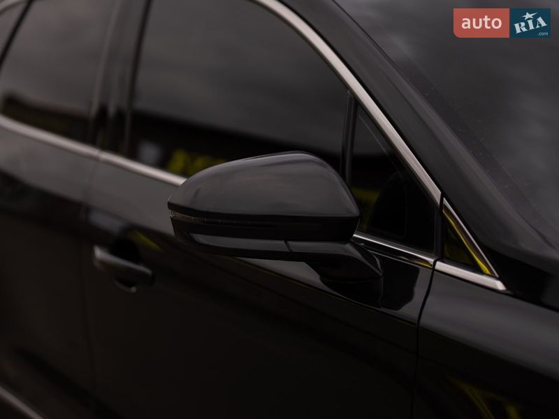 Седан Lincoln MKS 2014 в Дніпрі