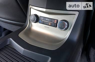 Минивэн Lincoln MKT 2010 в 