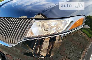 Минивэн Lincoln MKT 2016 в 