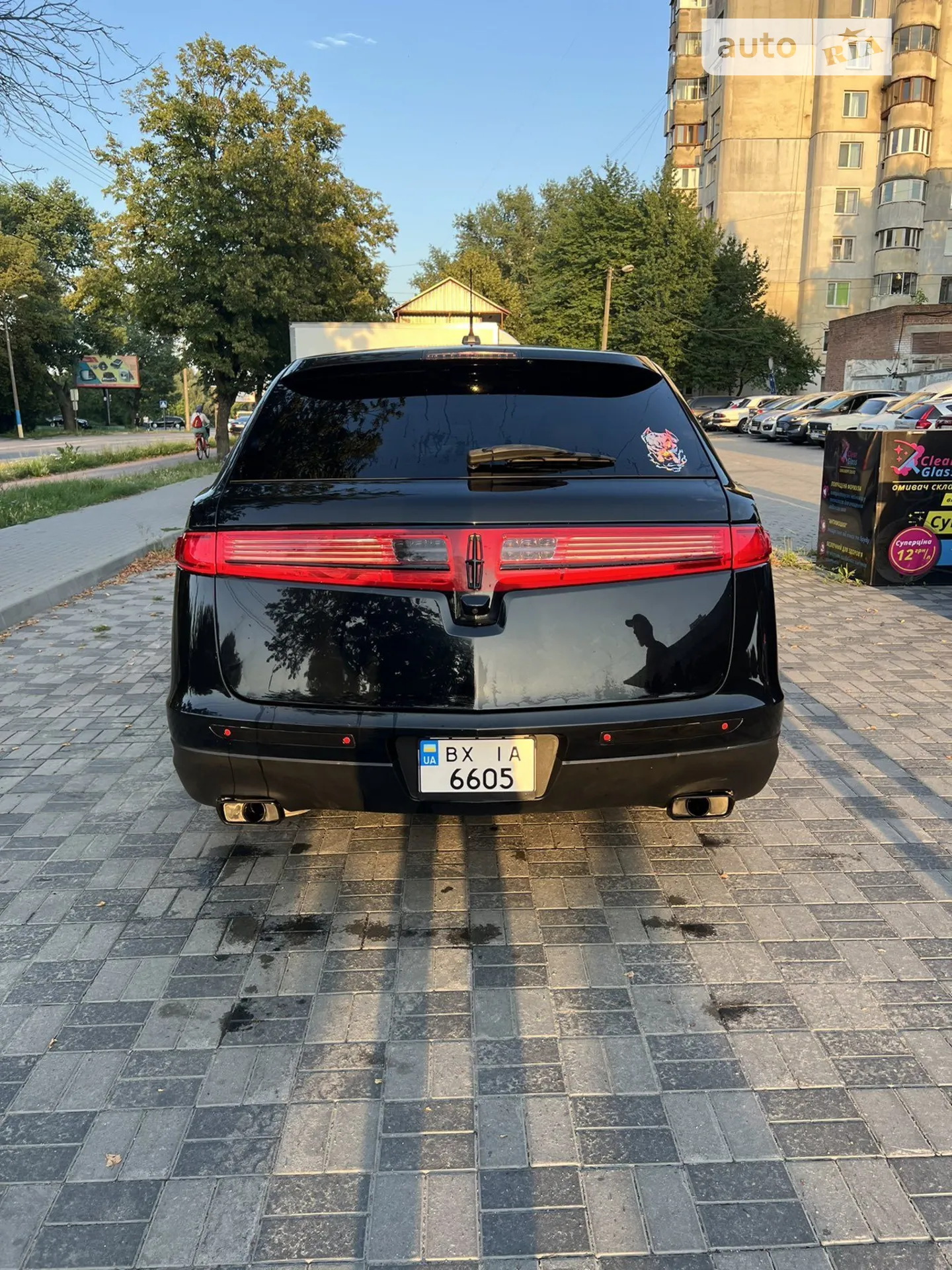 2018 Lincoln MKT - мініатюра 16