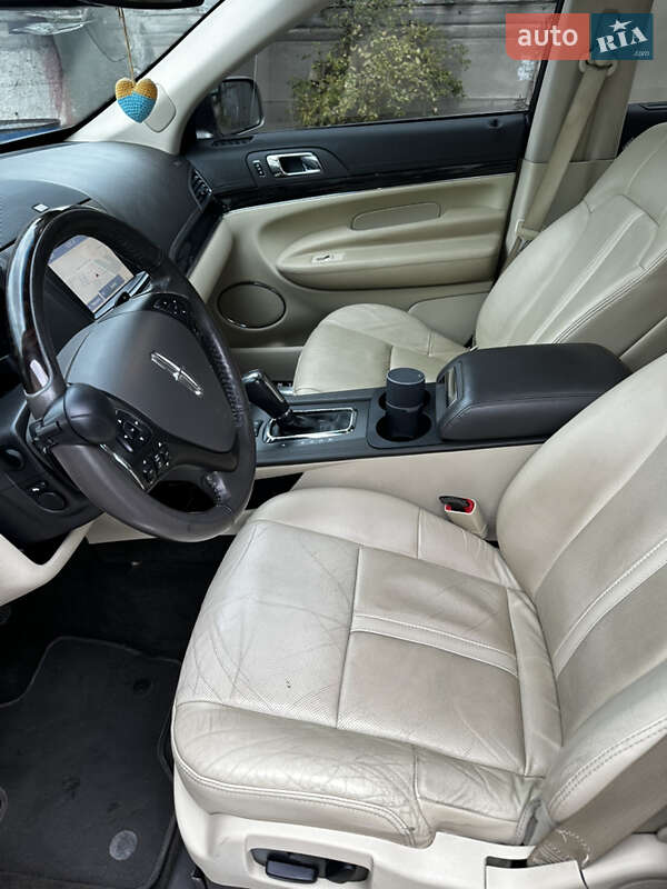 Внедорожник / Кроссовер Lincoln MKT 2019 в Днепре