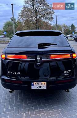 Внедорожник / Кроссовер Lincoln MKT 2016 в Житомире