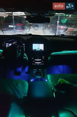 Внедорожник / Кроссовер Lincoln MKT 2017 в 