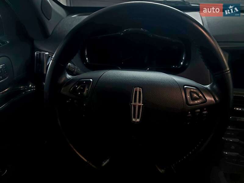 Внедорожник / Кроссовер Lincoln MKT 2017 в Виннице
