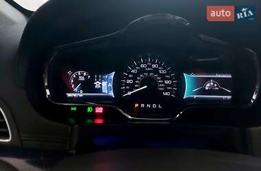 Внедорожник / Кроссовер Lincoln MKT 2017 в 