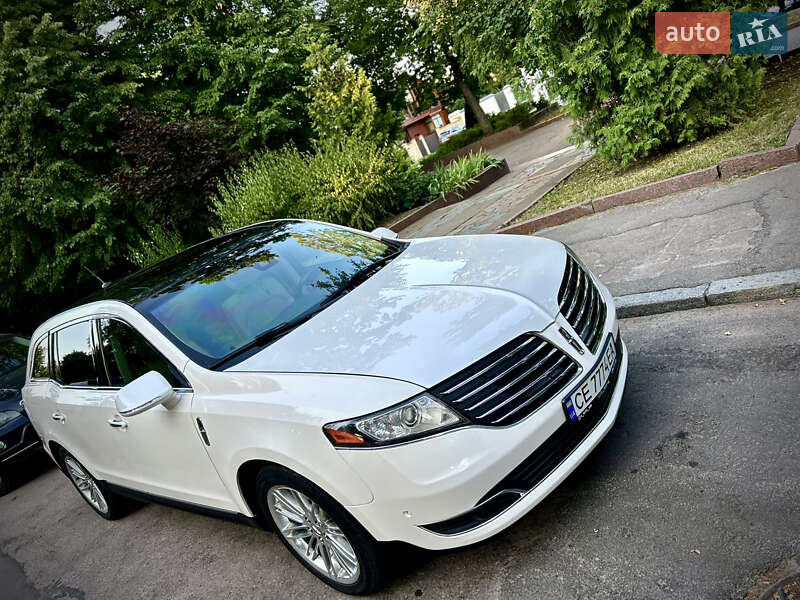Внедорожник / Кроссовер Lincoln MKT 2018 в Черновцах