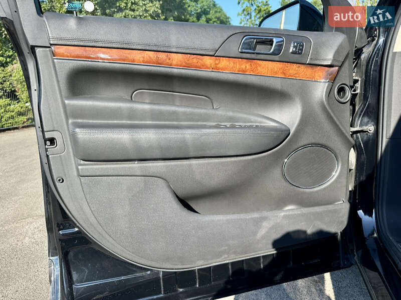 Внедорожник / Кроссовер Lincoln MKT 2016 в Киеве