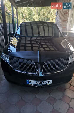 Внедорожник / Кроссовер Lincoln MKT 2015 в 