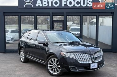 Внедорожник / Кроссовер Lincoln MKT 2012 в Киеве