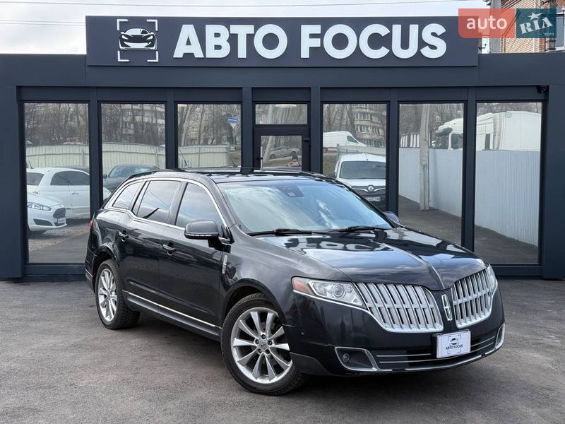 Lincoln MKT 2012