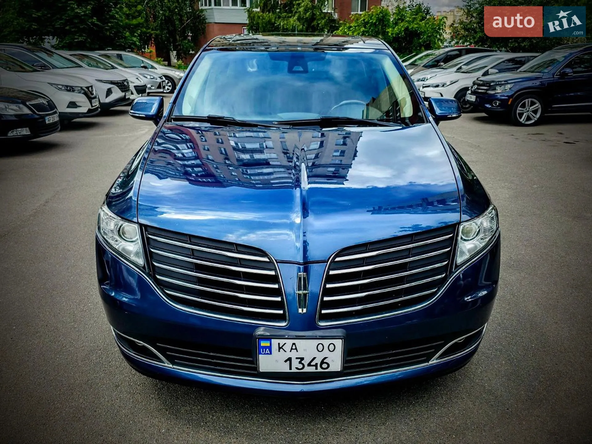 2019 Lincoln MKT - мініатюра 2