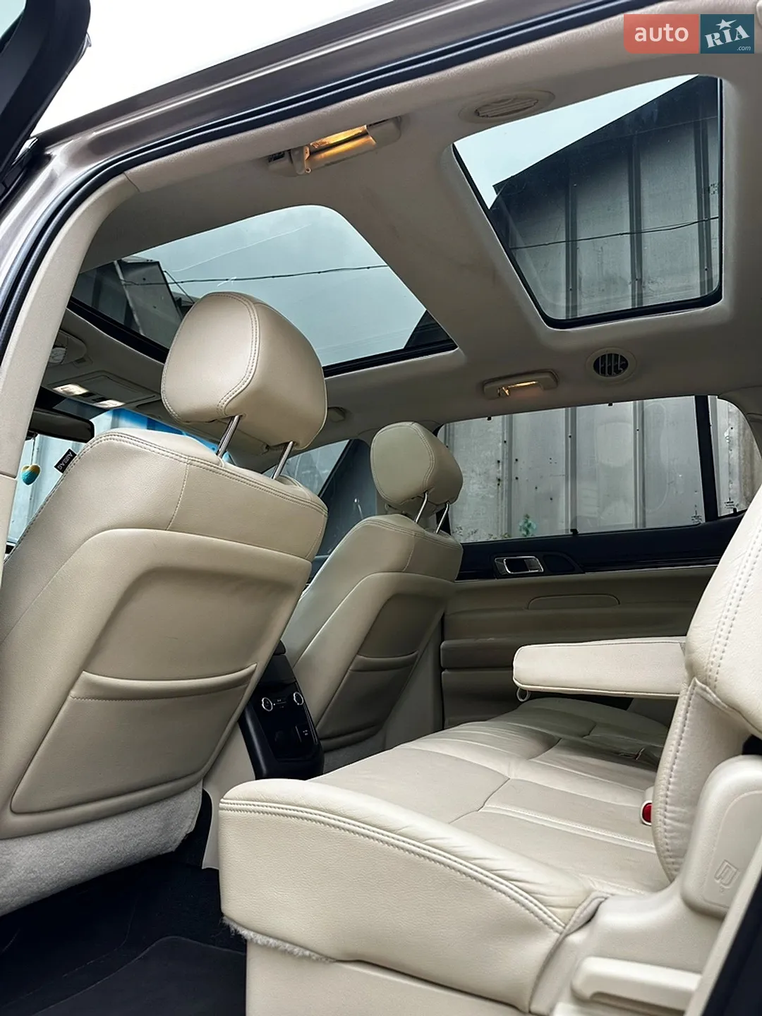 2019 Lincoln MKT - мініатюра 6