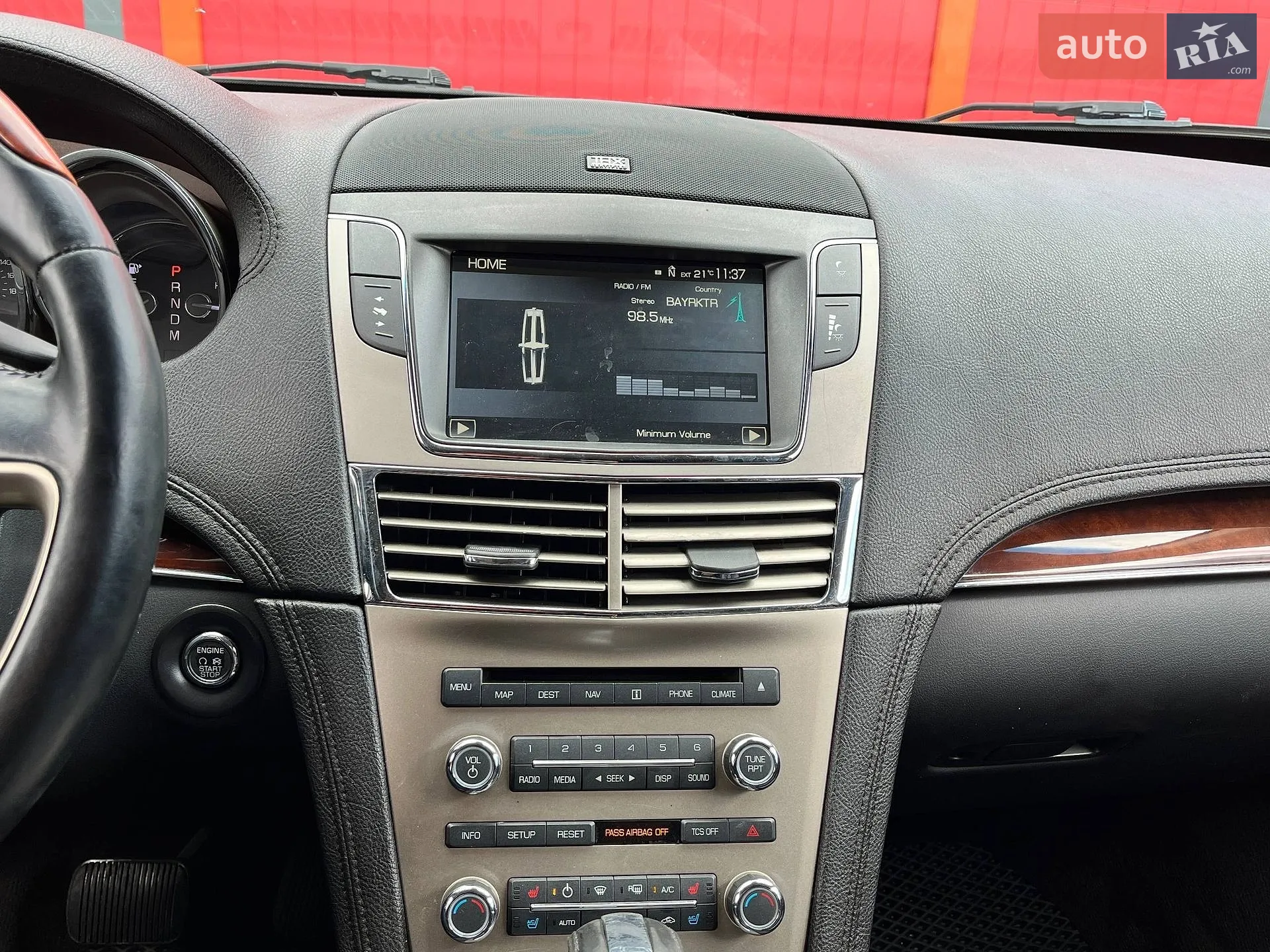 2012 Lincoln MKT - мініатюра 29
