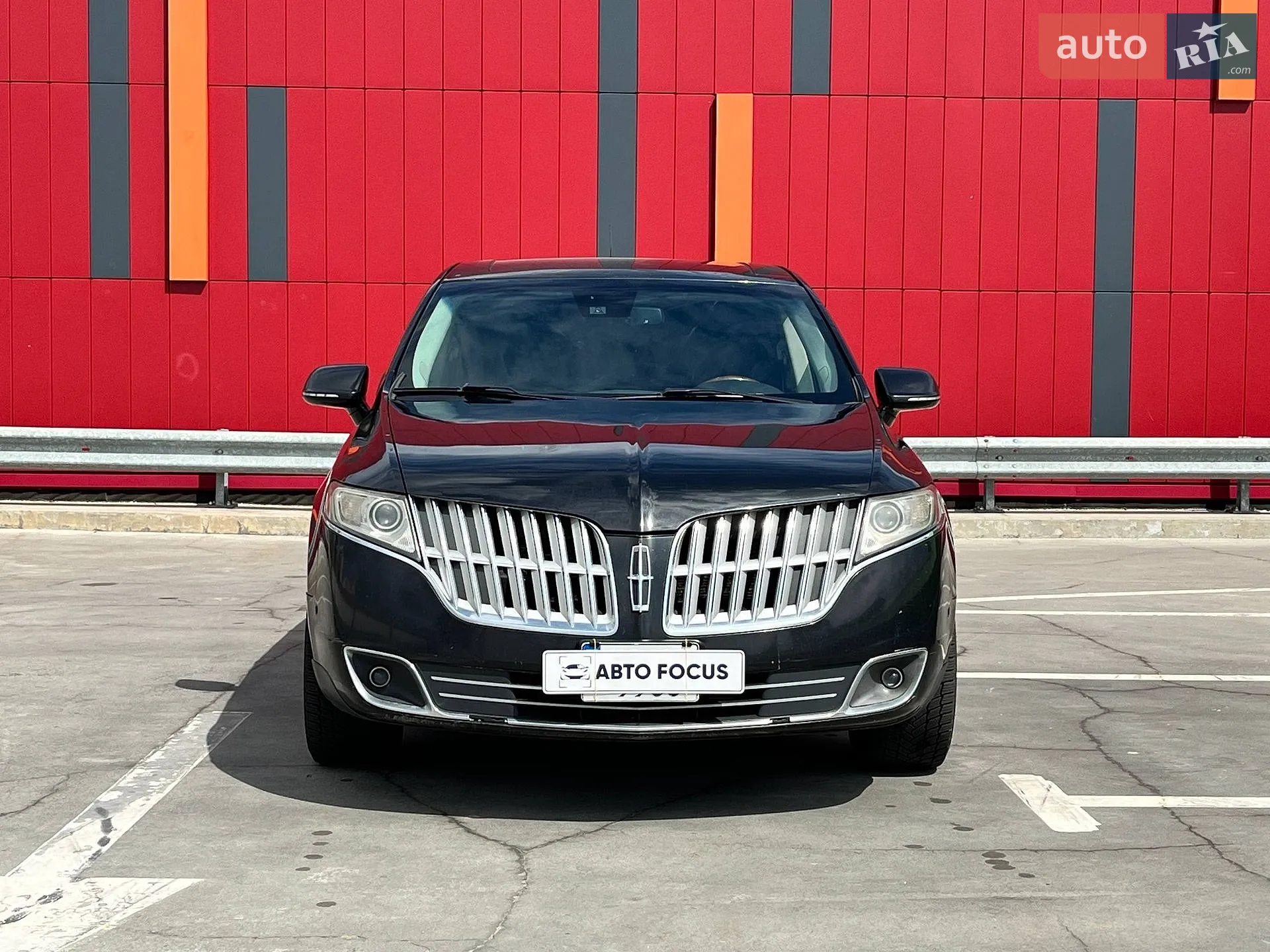 2012 Lincoln MKT - мініатюра 3