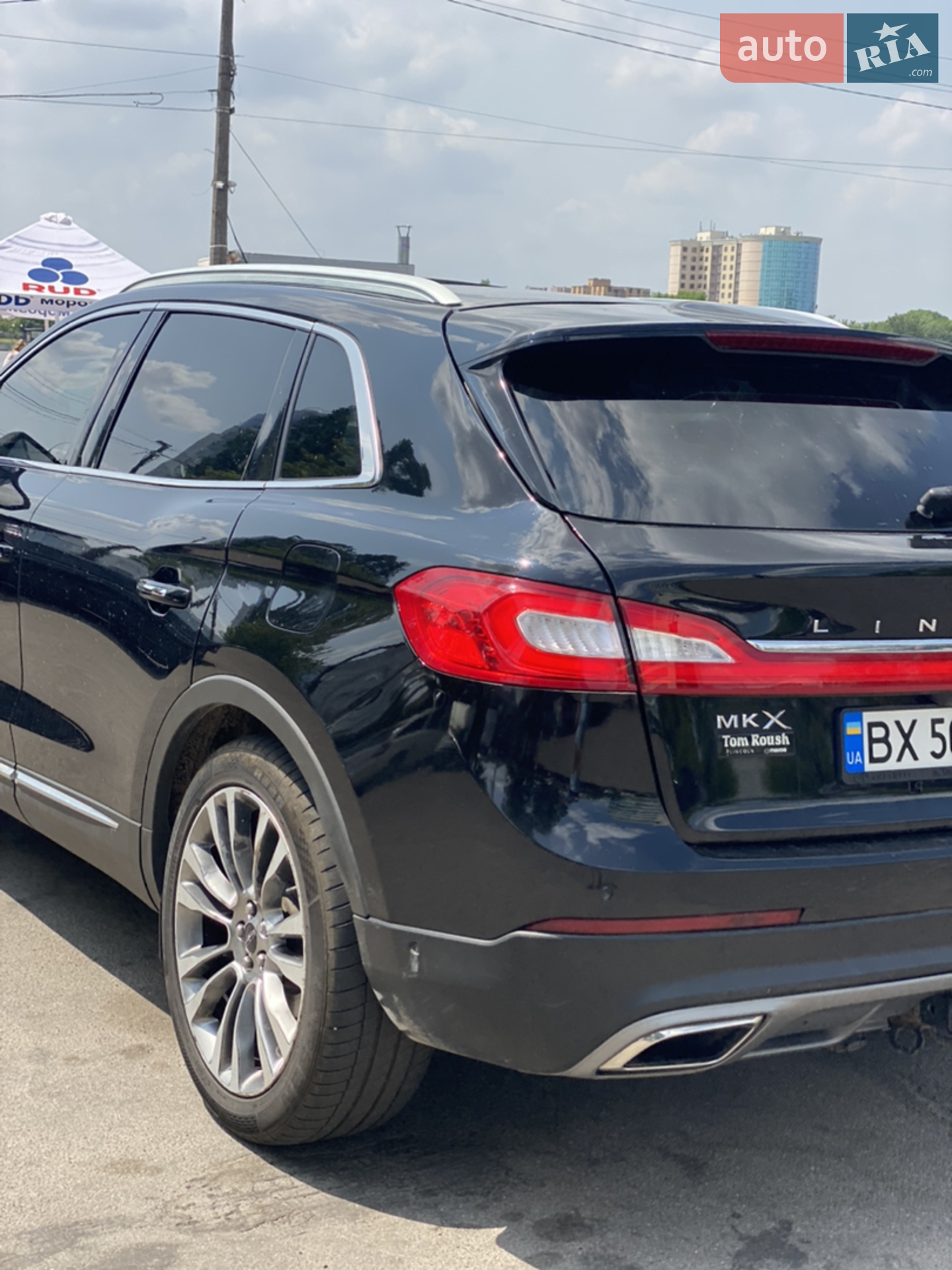 2016 Lincoln MKX - мініатюра 16