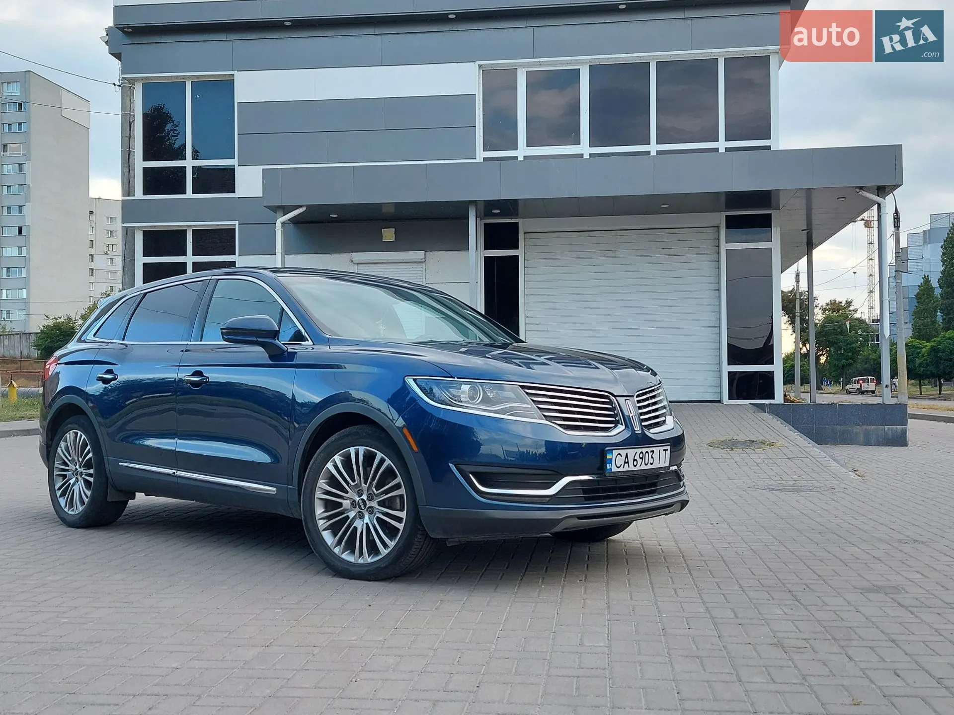 2016 Lincoln MKX - мініатюра 14