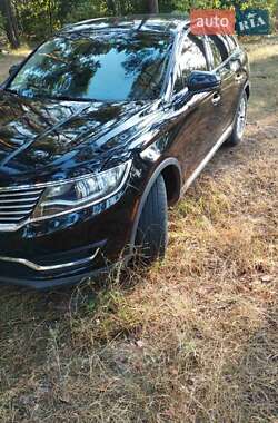Внедорожник / Кроссовер Lincoln MKX 2015 в 