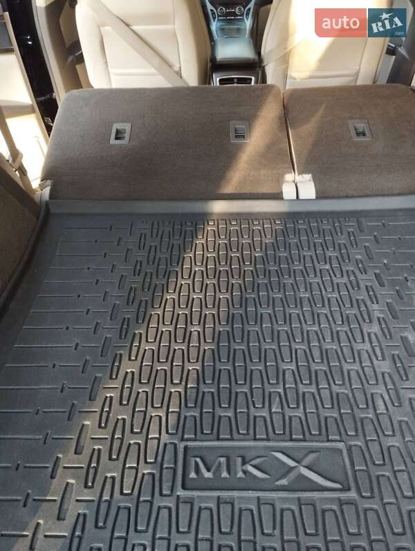 Позашляховик / Кросовер Lincoln MKX 2015 в Лохвиці фото 13 Позашляховик / Кросовер Lincoln MKX 2015 в Лохвиці