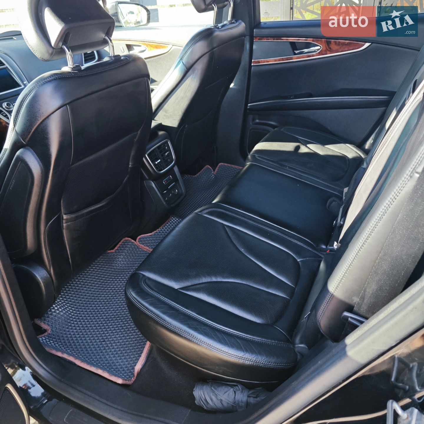 2016 Lincoln MKX - мініатюра 12