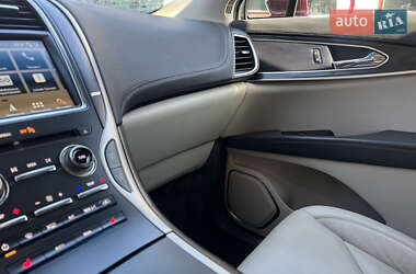 Внедорожник / Кроссовер Lincoln MKX 2017 в 
