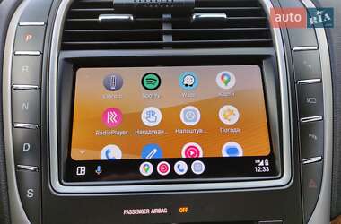 Внедорожник / Кроссовер Lincoln MKX 2016 в 