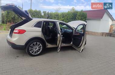 Внедорожник / Кроссовер Lincoln MKX 2017 в 