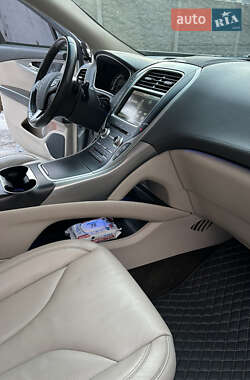 Внедорожник / Кроссовер Lincoln MKX 2015 в 