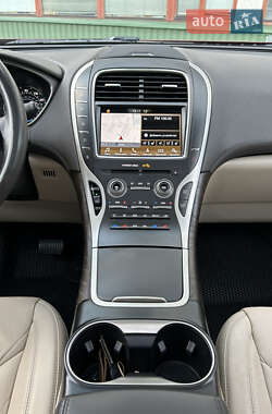 Внедорожник / Кроссовер Lincoln MKX 2017 в 