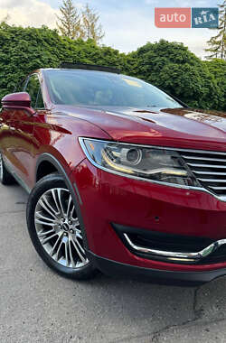 Внедорожник / Кроссовер Lincoln MKX 2017 в 