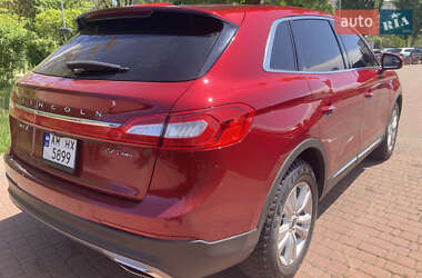 Внедорожник / Кроссовер Lincoln MKX 2017 в 