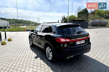Внедорожник / Кроссовер Lincoln MKX 2015 в 