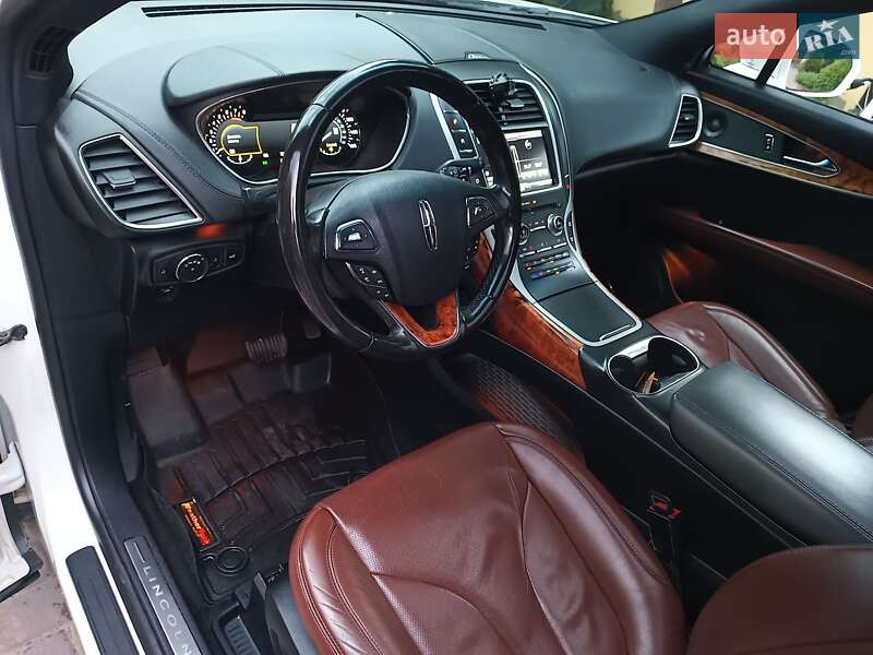 Позашляховик / Кросовер Lincoln MKX 2015 в Львові