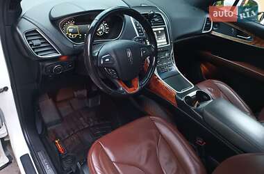 Внедорожник / Кроссовер Lincoln MKX 2015 в 